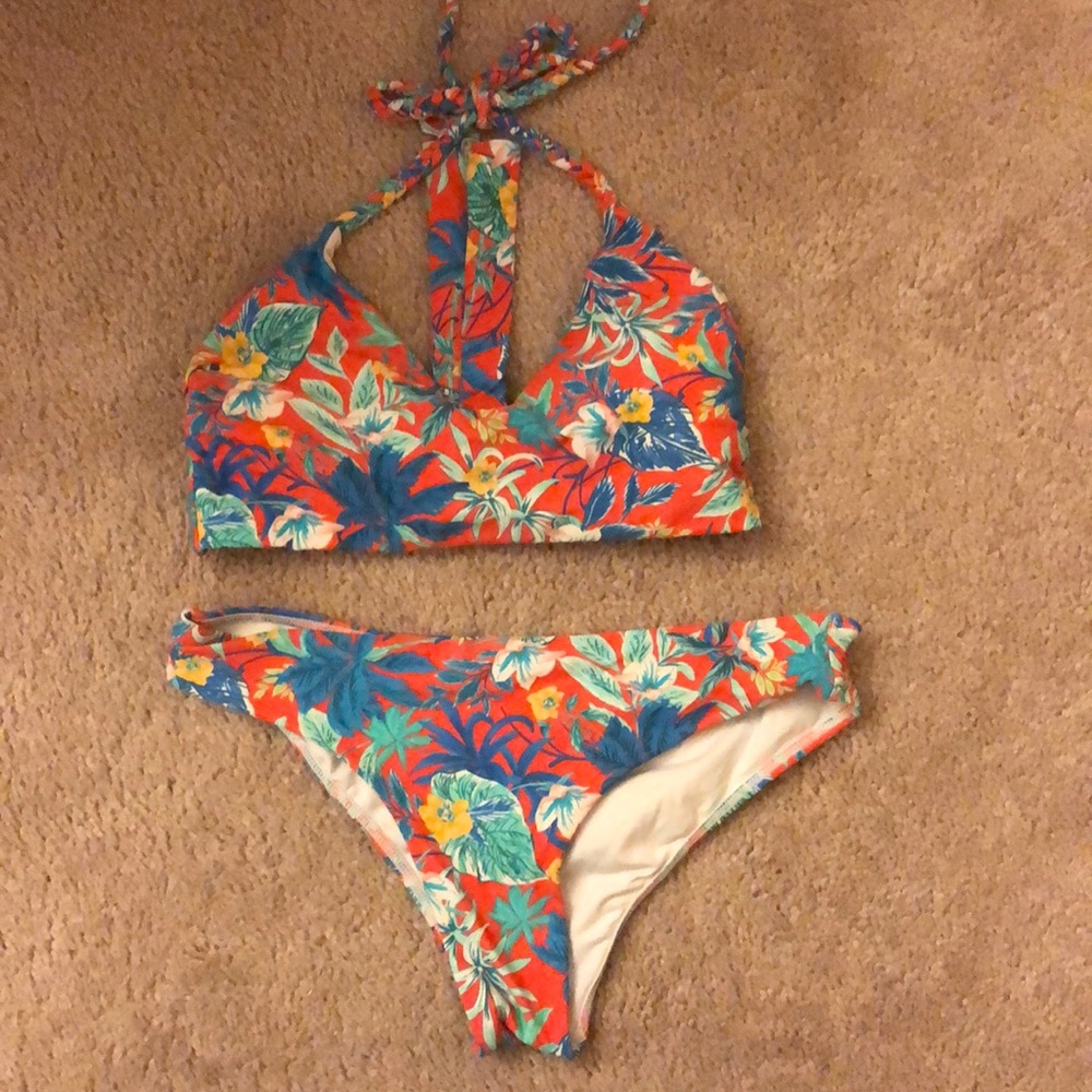 Floral bikini